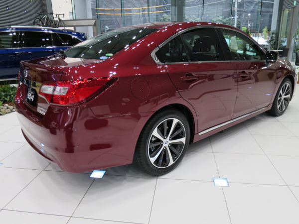 スバル レガシィ B4 Subaru Legacy B4 | Car and Moto in Japan