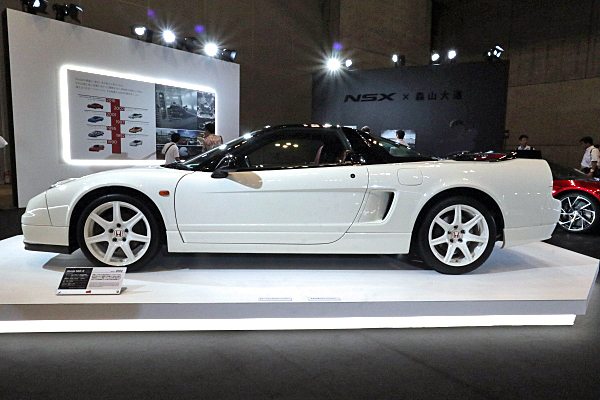ホンダ NSX-R 2002 Honda NSX-R 2002 | Car and Moto in Japan