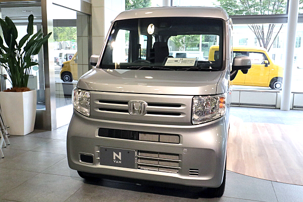 ホンダ Nバン L シルバー Honda N-VAN L : Silver ホンダ Nバン L シルバー Honda N-VAN L : Silver