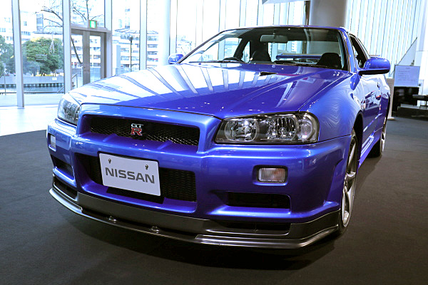 1/43 日産 スカイライン GT-R Vspec2 (BNR34) Blue 1/43 日産 スカイライン GT-R Vspec2 (BNR34) Blue 1/43 日産