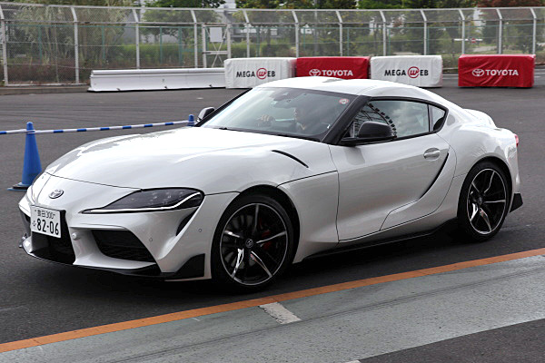 XBシリーズ トヨタ GR スープラ ホワイト 57919 タミヤ スープラ