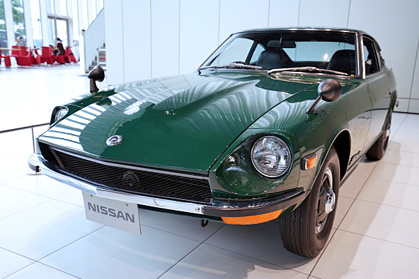 超人気新品 日産 Z-L Fairlady Nissan グリーン S30 1970 Z-L フェアレディ ミニカー