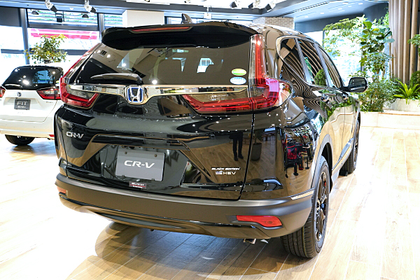 ブラックエディション用テール取付（ホンダ CR-V・RW）by ポニョ
