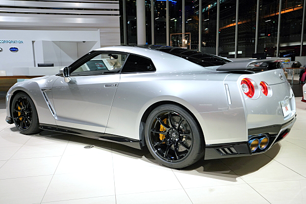日産 GT-R トラック エディション エンジニアード バイ ニスモ