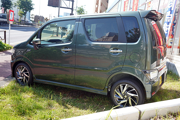 スズキ ワゴンR カスタムZ ハイブリッド ZT カーキ Suzuki Wagon R Custom Z HYBRID ZT : Khaki ...