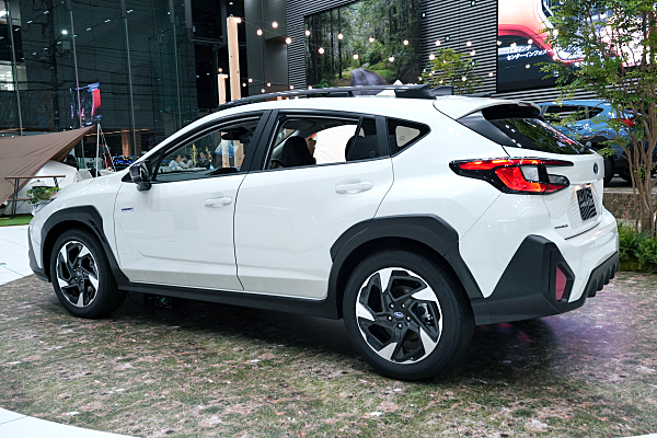 スバル クロストレック リミテッド ホワイト Subaru Crosstrek Limited スバル クロストレック リミテッド ホワイト Subaru Crosstrek Limited