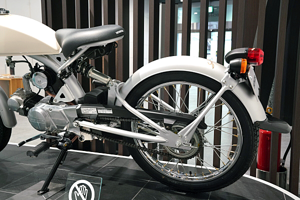 ホンダ　ソロ Solo　シルバー ホンダ（HONDA） ソロ | Soloの型式・スペックならバイクブロス