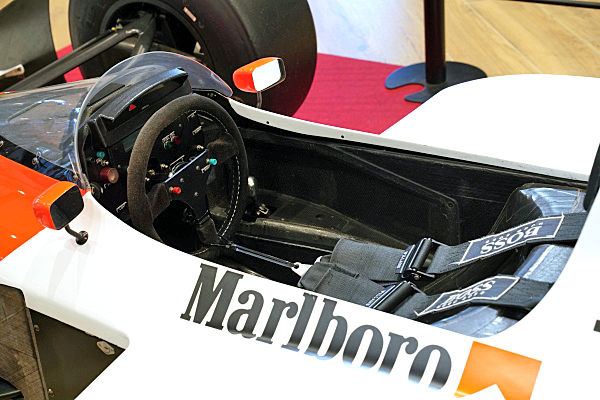 マクラーレン ホンダ MP4/4 1988 F1 #12 (2) McLaren Honda MP4