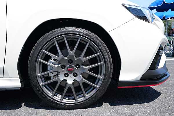 R03年レヴォーグ LEVORG STI スポーツ　EX 純正アルミホイール 新車外し 美品】スバル レヴォーグ STI EX 純正 18in 7.5J +55