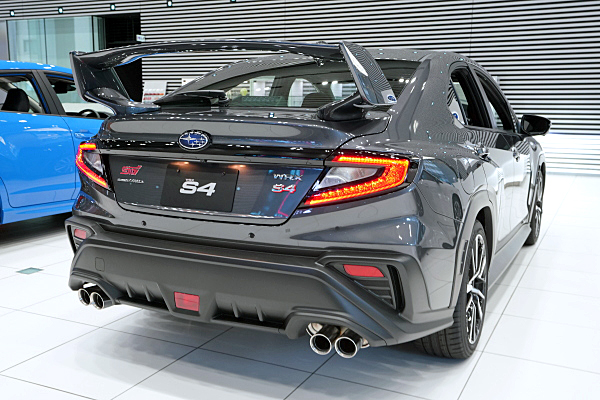 Sti Sport R スバル WRX S4 STIスポーツ R EX グレー Subaru WRX S4 STI Sport R EX : Gray | Car ...