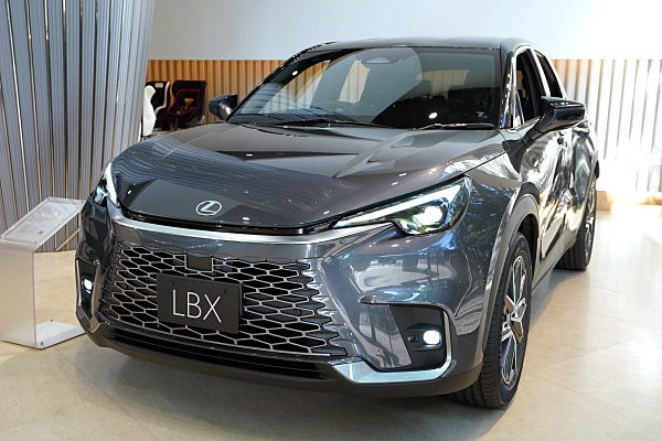 Lexus LBX レクサス純正　サンシェード グレー 楽天市場】lexus サンシェード（サンシェード｜日除け用品