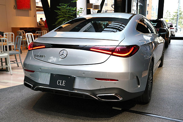 メルセデス・ベンツ CLE200 クーペ スポーツ シルバー Mercedes-Benz