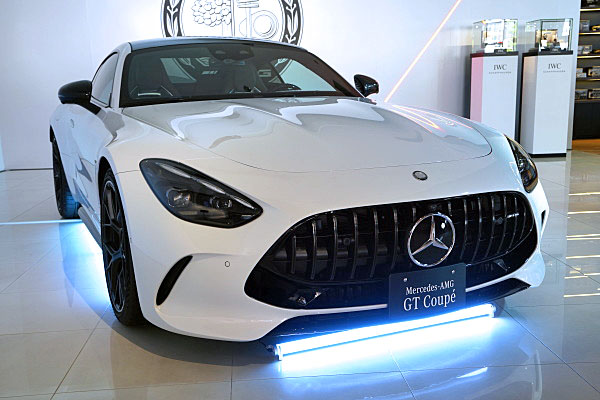 メルセデス・AMG GT 63 4マチック+ クーペ ホワイト Mercedes-AMG GT