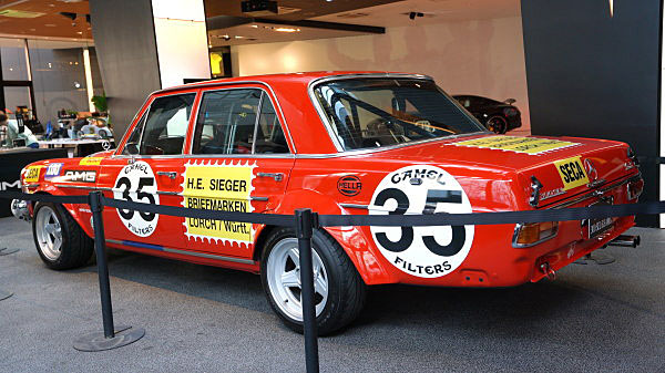 メルセデス・ベンツ 300SEL 6.8 AMG レプリカ Mercedes-Benz 300SEL