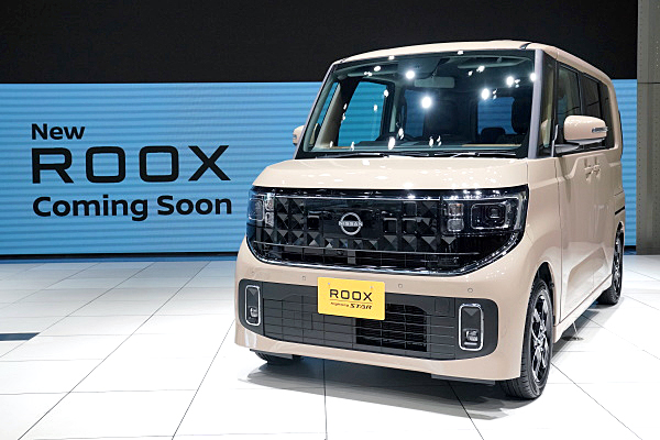 日産 ルークス ハイウェイスター X シナモンラテ Nissan Roox Highway