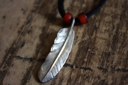 LARRY SMITH FEATHER TOP!! - 20110430_1133199.jpg