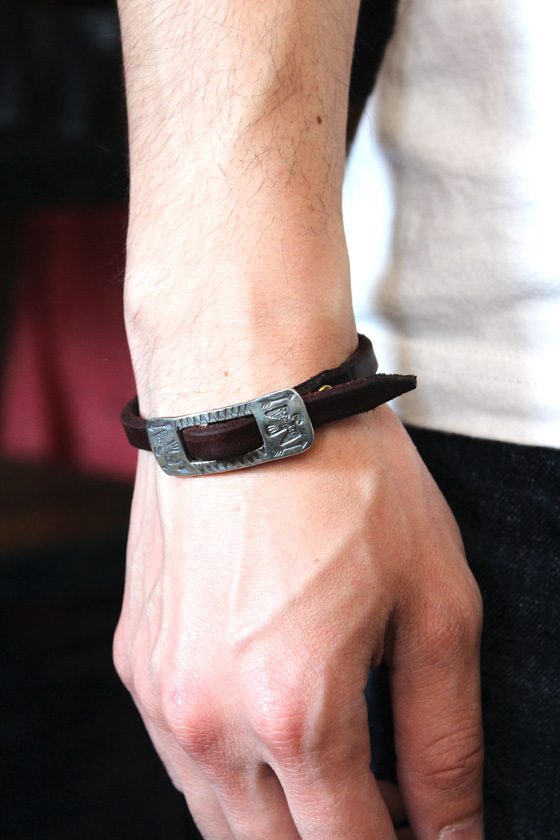 LARRY SMITH Silver Bucker Leather Bracelet!! | Mr.OLDMAN LARRY SMITH Silver Bucker Leather Bracelet!! | Mr.OLDMAN