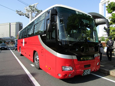 箱根登山バス 横浜市営リムジンバス 立川バス 東京空港ランプバス・リムジンバス リムジンバス 横浜から羽田空港 箱根登山バス 横浜市営リムジン