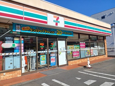 都筑区センター地区の区役所通り沿いの「セブンイレブン 横浜