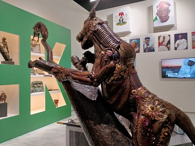 木製彫刻引き出し付き　エチオピア　万博コモンズ 木製彫刻引き出し付き エチオピア アクスム - メルカリ