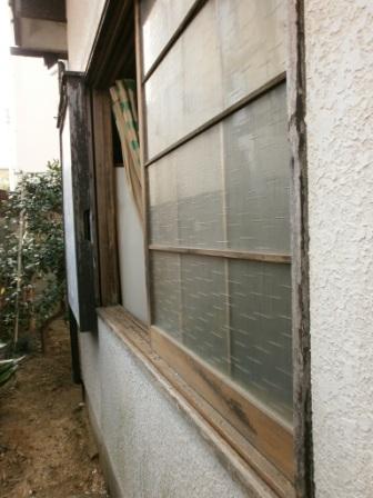 サッシ取付①（古い木製建具の交換01） | 住いの困り事を解決や望み事の実現