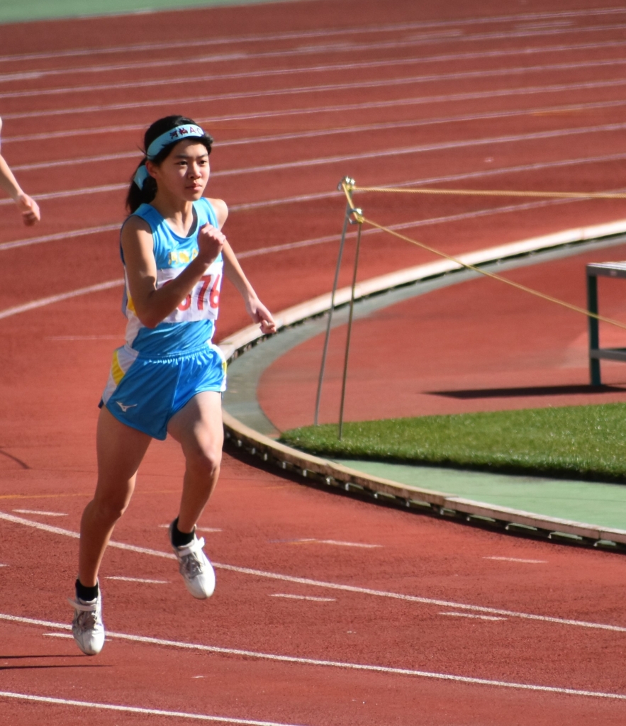 中学生　女子　陸上 
