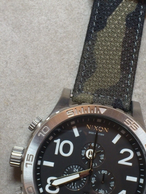 ニクソン (NIXON) 51-30クロノに迷彩色のベルトを。 | 時計修理専門店 