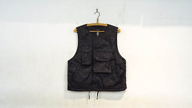 ENGINEERED GARMENTS ブラック カバーベスト プリマロフト M ENGINEERED GARMENTS ブラック カバーベスト プリマロフト M