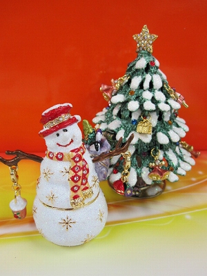 snowman and tree