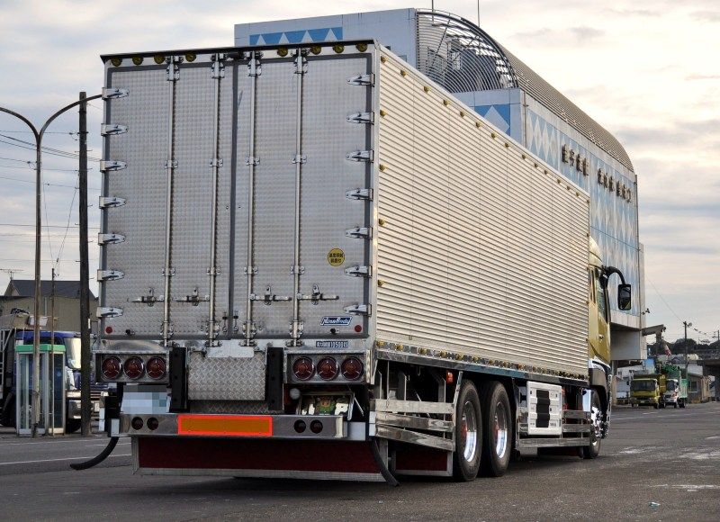 トラック デコトラ 冷凍車 3連車高灯