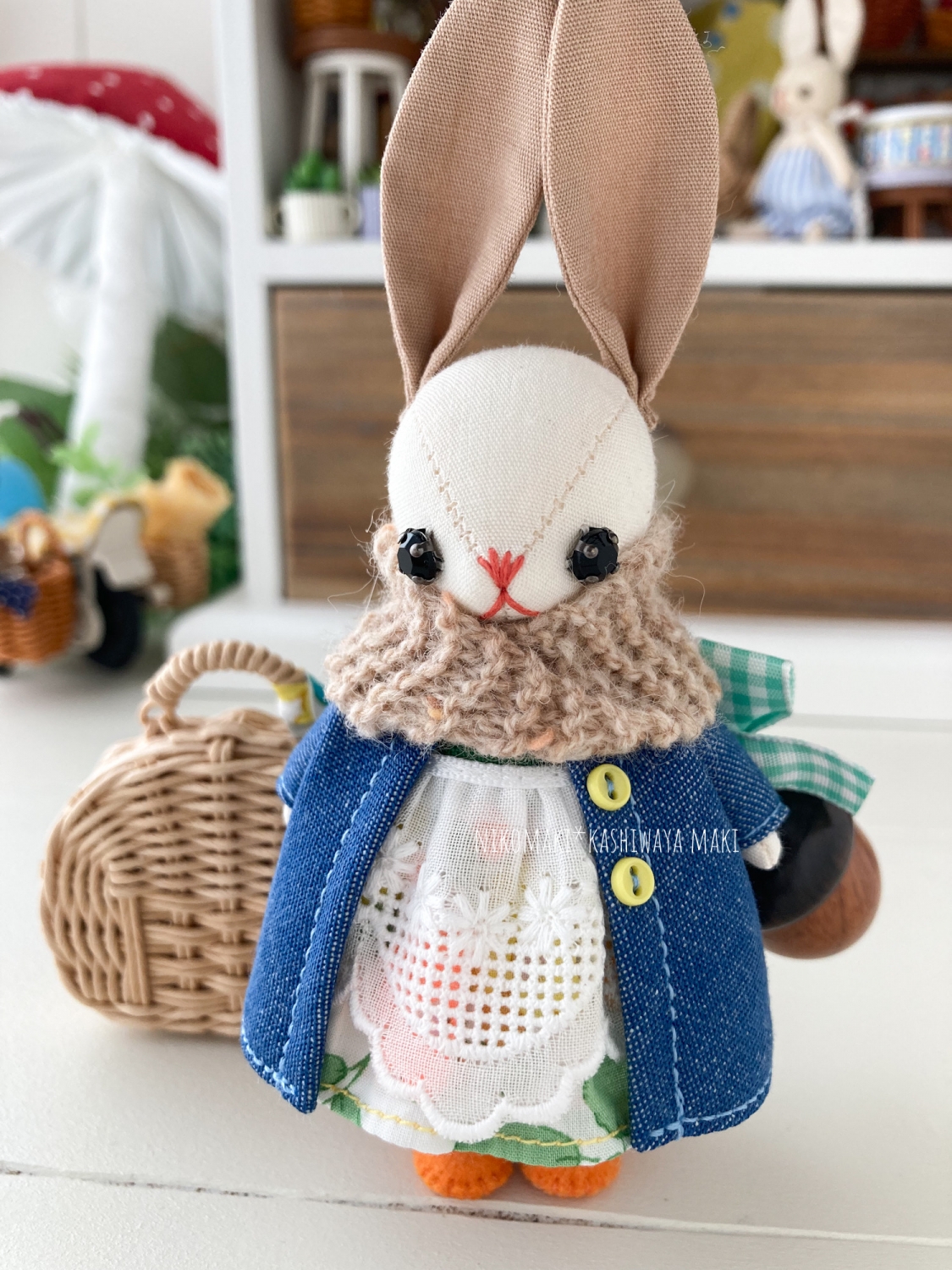 shop☆茶耳のチビうさぎと半円バスケット | nikomaki*gallery