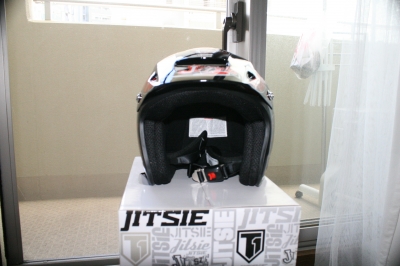 今度はJITSIEのヘルメット | TRIAL eXchenge BLOG