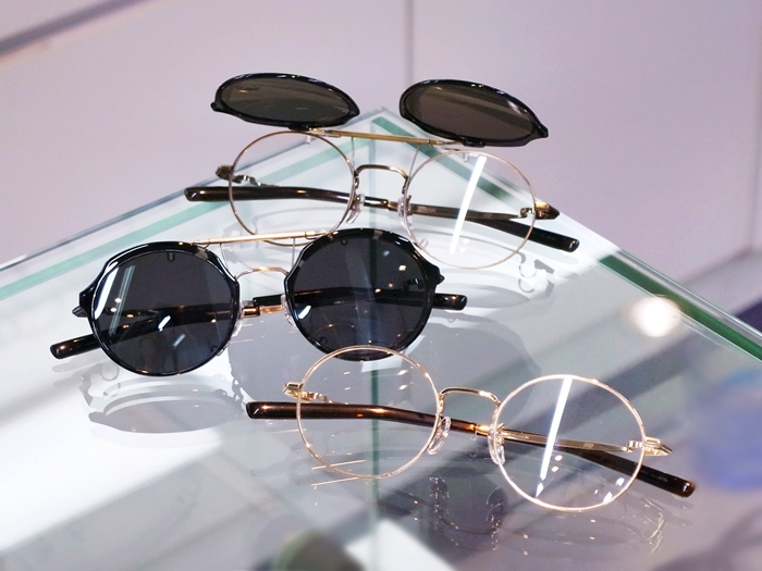 999.9 selected by HAYASHI-MEGANE BLOG(2)