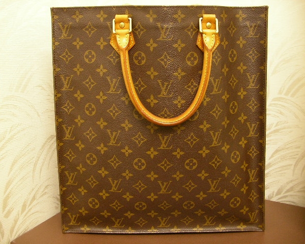 （新・旧型） サック・プラ の内部 ルイ・ヴィトン モノグラム 雑誌・書類サイズ トート型バッグ Excellentブログ