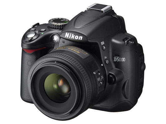 Nikon D5000