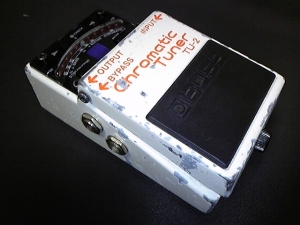 ○ BOSS TU-2 チューナー 改造品 良い音です BOSS TU-2の改造 |