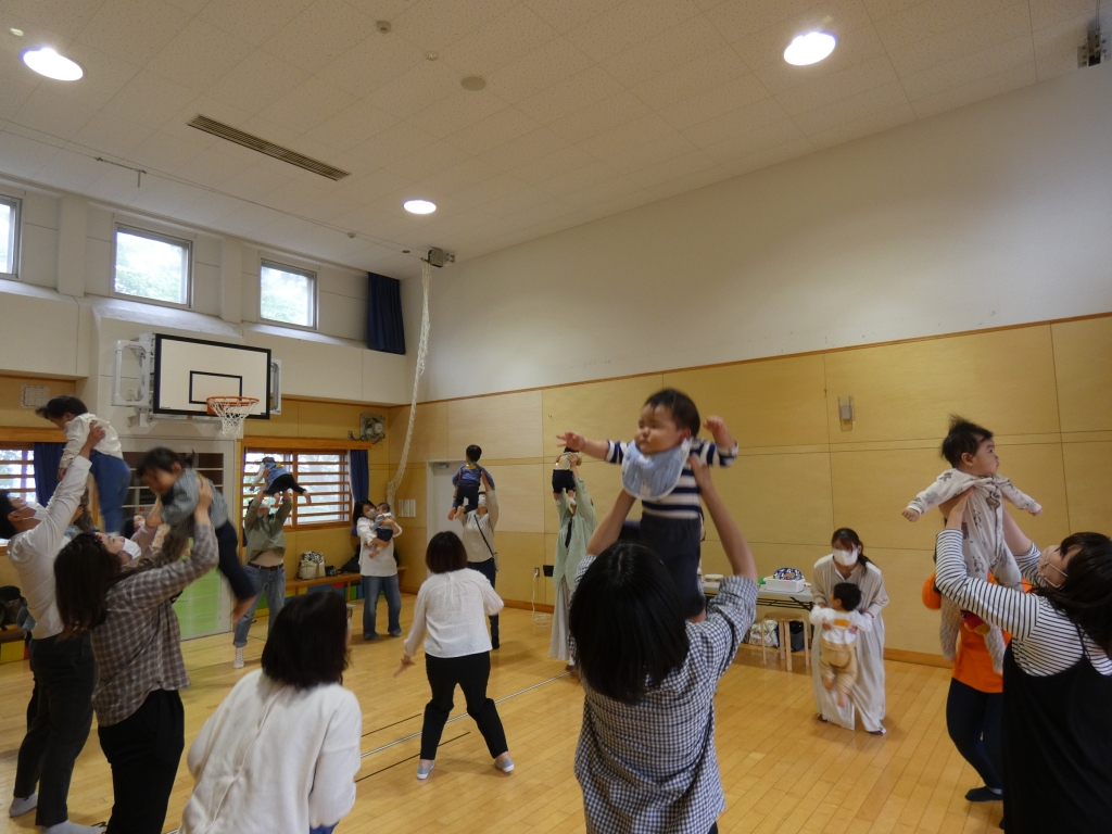 Fika+(フィーカプラス)の「おんぷっパ」が行われました | 錦ケ丘児童館 ブログ