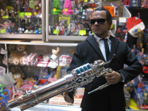 ついに到着、エンターベイ・1/6スケール「メン・イン・ブラック3