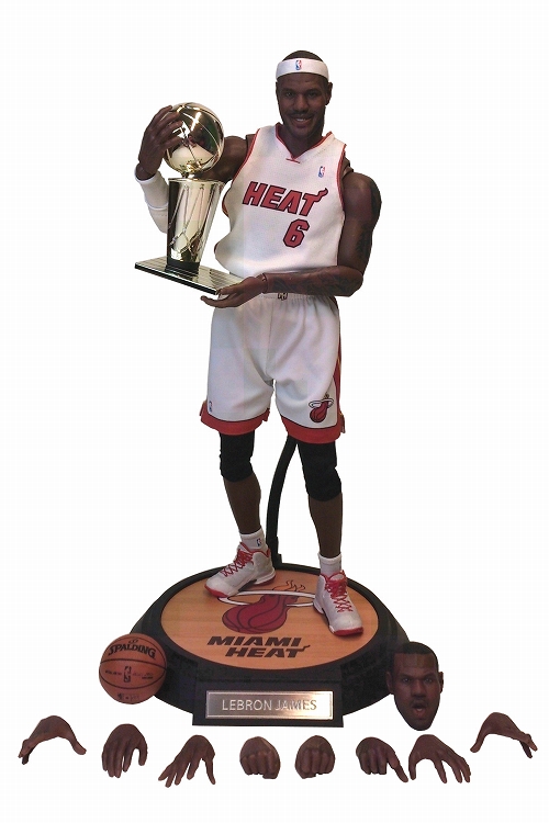 NBA レブロン・ジェームズ マイアミ・ヒートフィギュア希少
