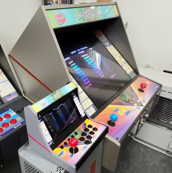 レトロアーケードドックを沙羅曼蛇筐体にした | フジサキBlog