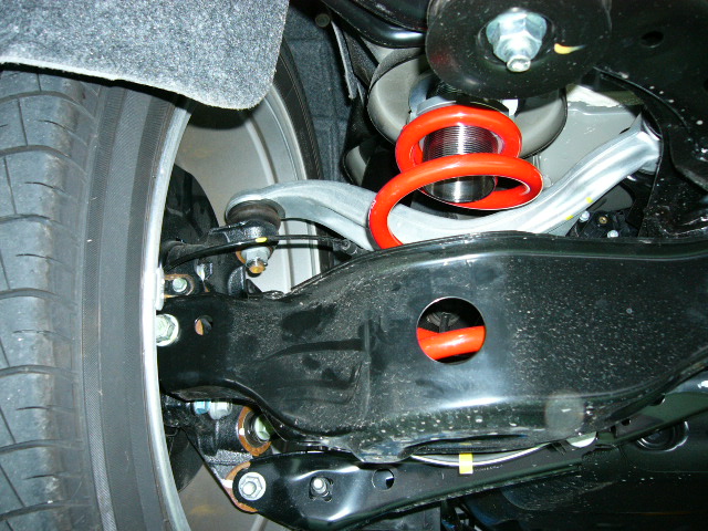 E52エルグランドに 車高調取り付け | タイヤガーデン カー