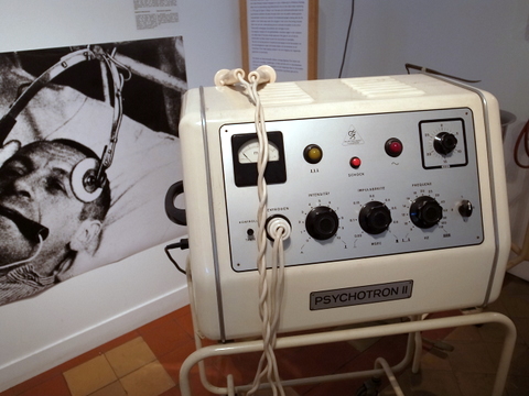 Museum Dr. Guislain をたずねて（その1：常設展示） | 近代