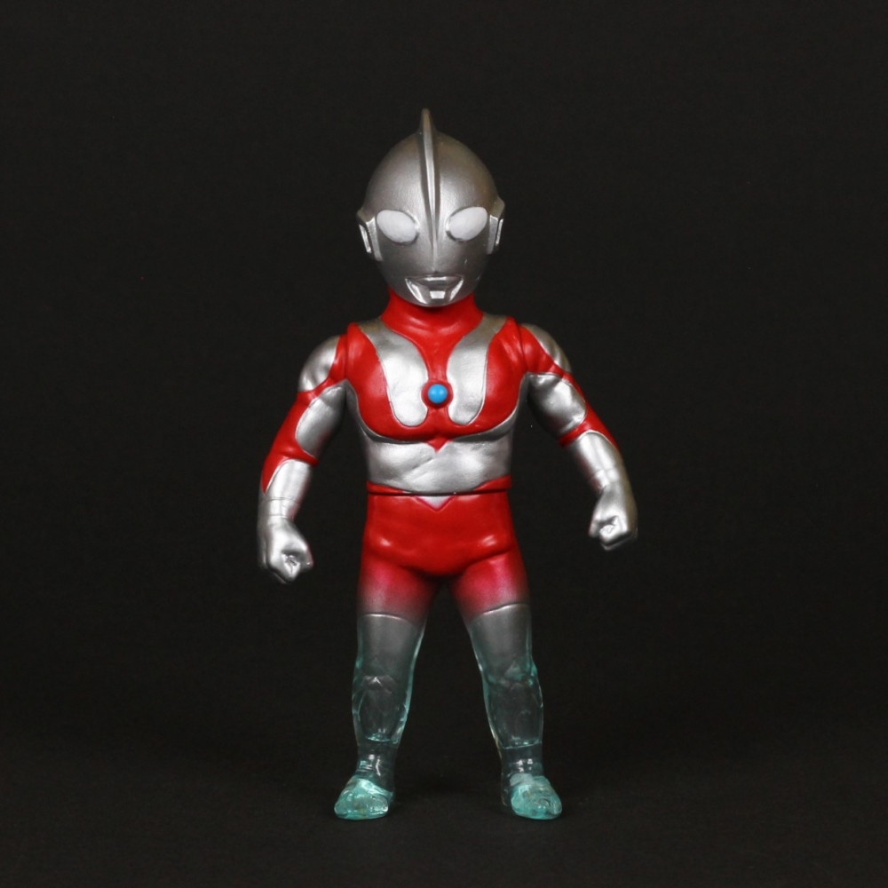 カネゴン 蓄光 One up. 限定カラー MAXTOY KANEGON G.I.D Ultraman