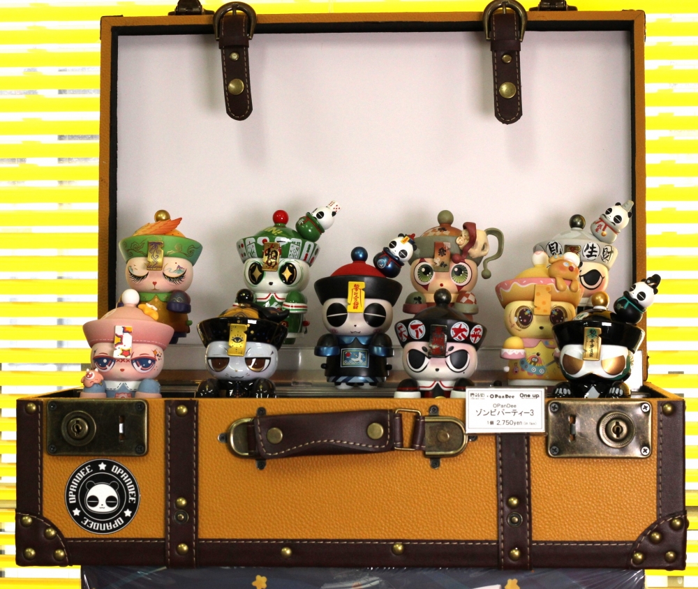 TOMO様専用 ゾンビパーティー3 フィギュア 3点 - メルカリ