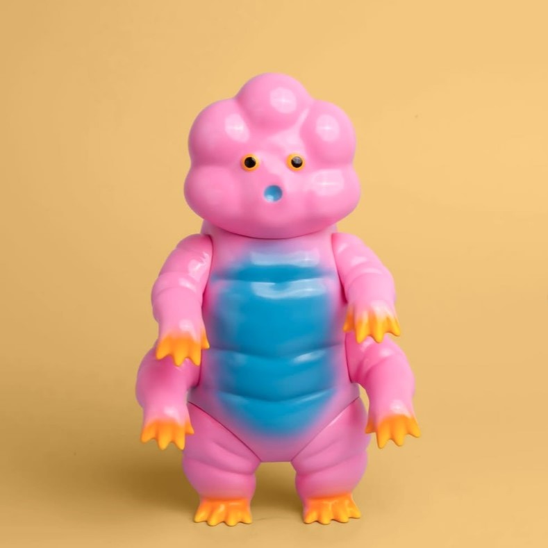 シンガポール PPDA Water Bear（熊虫）ソフビ 仮面ライダー
