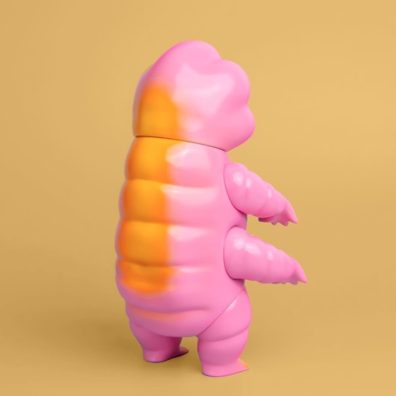 シンガポール PPDA Water Bear（熊虫）ソフビ 仮面ライダー