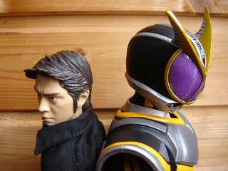 イチゴマン　サイン色紙　井上敏樹　村上幸平　555　仮面ライダー　神誡しゃくあ　山口裕子　直筆　サンリオ　ハローキティ　草加雅人 村上幸平 (@kohei__murakami) ⁄ Posts ⁄ X