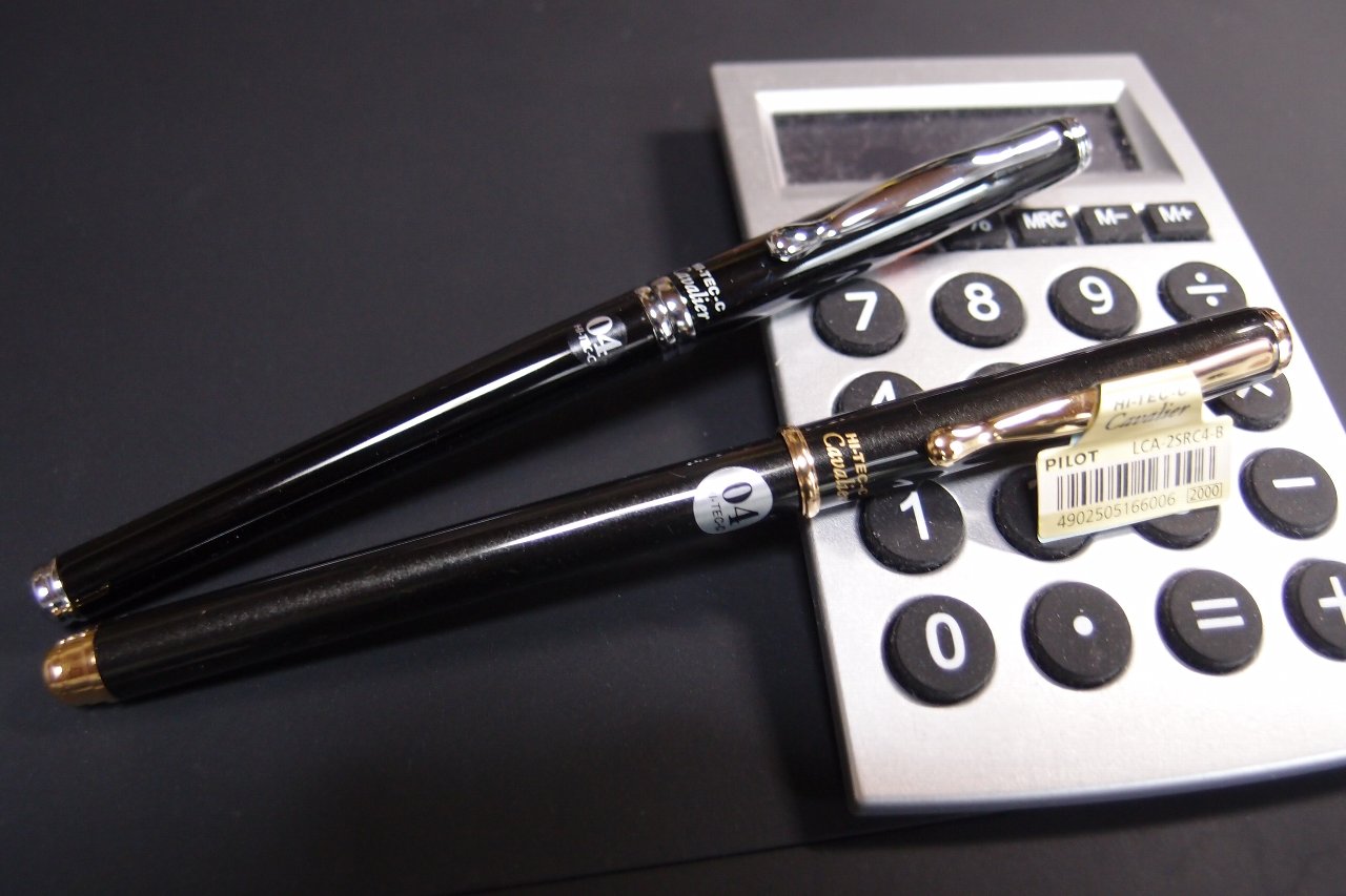 パイロット ゲルインキボールペン ハイテックCカヴァリエ04 ブラック