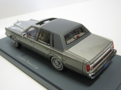 リンカーン タウンカー 1986 1/43 NEOミニカー 入荷！！長野県 