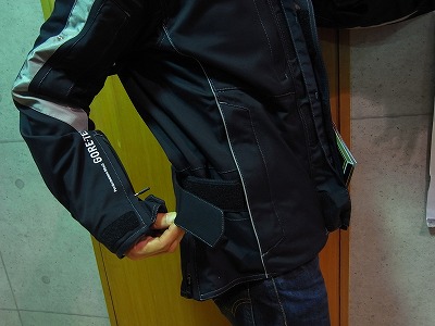 ゴアテックスショートジャケット”オレ的インプレ”：KUSHITANI名東店